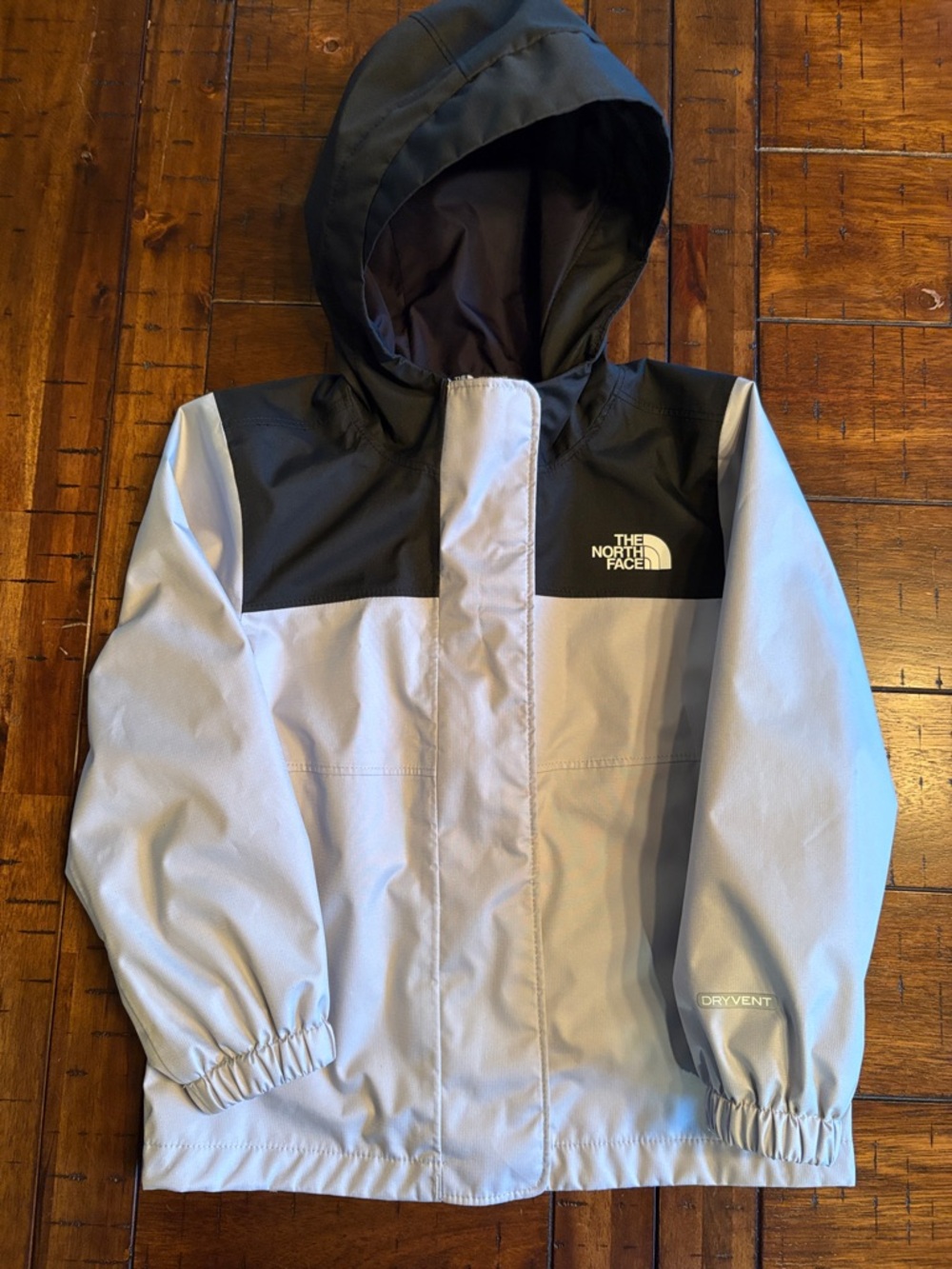 The North Face Kids Hooded Dry Vent Raincoat in Light Gray & Black - Size 3